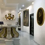 Arcom Palace