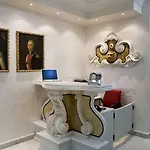 Arcom Palace