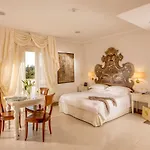Arcom Palace 4*