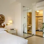 Arcom Palace Aparthotel 4*