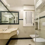 Arcom Palace 4*