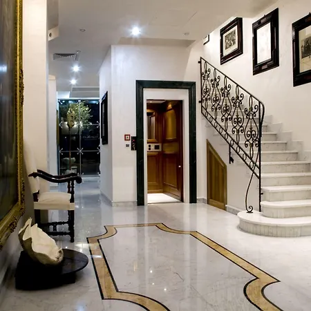 Arcom Palace بوميتْسْيا