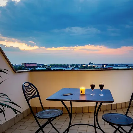 Arcom Palace 4*