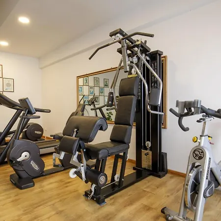 Aparthotel Arcom Palace 4*