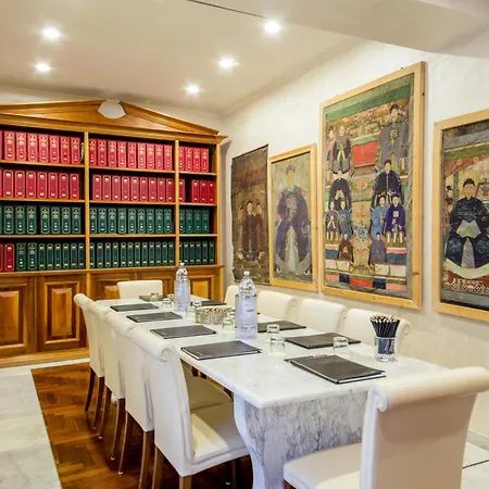 Arcom Palace Aparthotel Pomezia