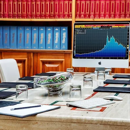 Arcom Palace بوميتْسْيا