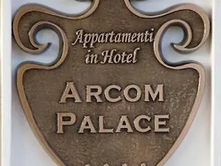 アパートホテル Arcom Palace
