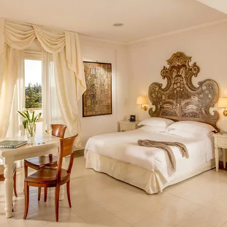 Arcom Palace شقة فندقية بوميتْسْيا