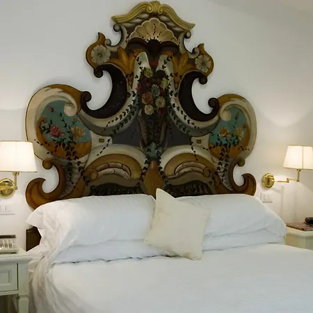 Arcom Palace بوميتْسْيا