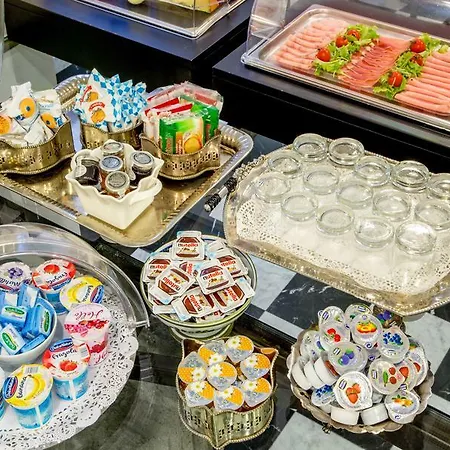 Arcom Palace 4* ポメツィア