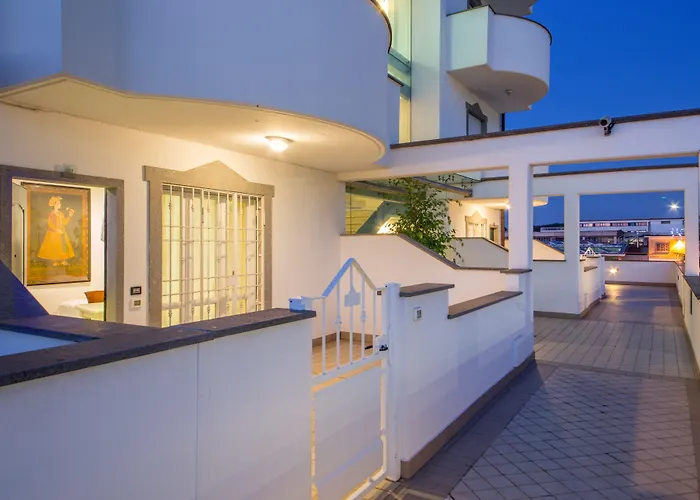 Apart Otel Arcom Palace Pomezia