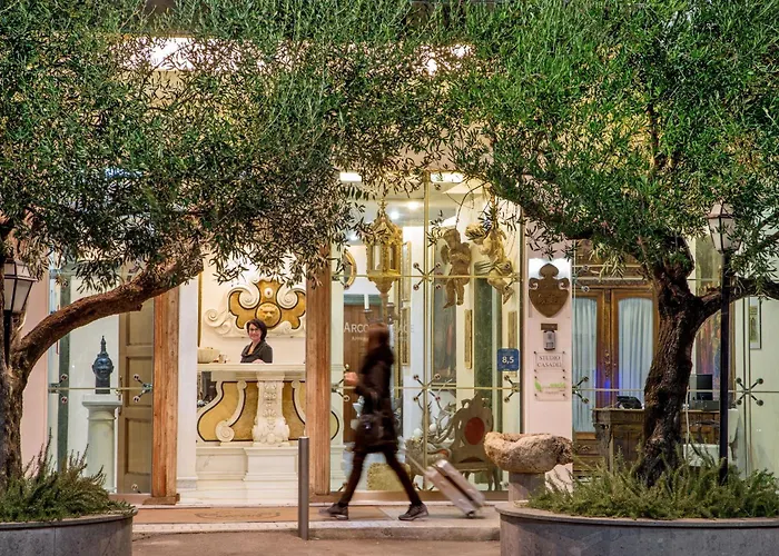 Aparthotel Arcom Palace